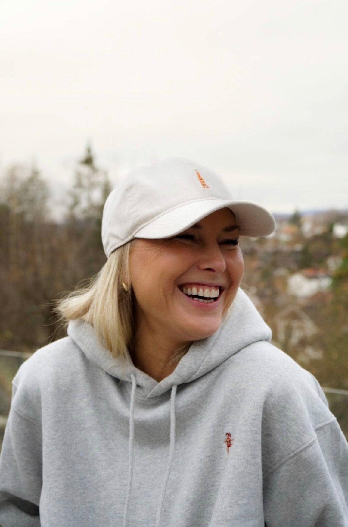 Luna Cap, Run & Relax