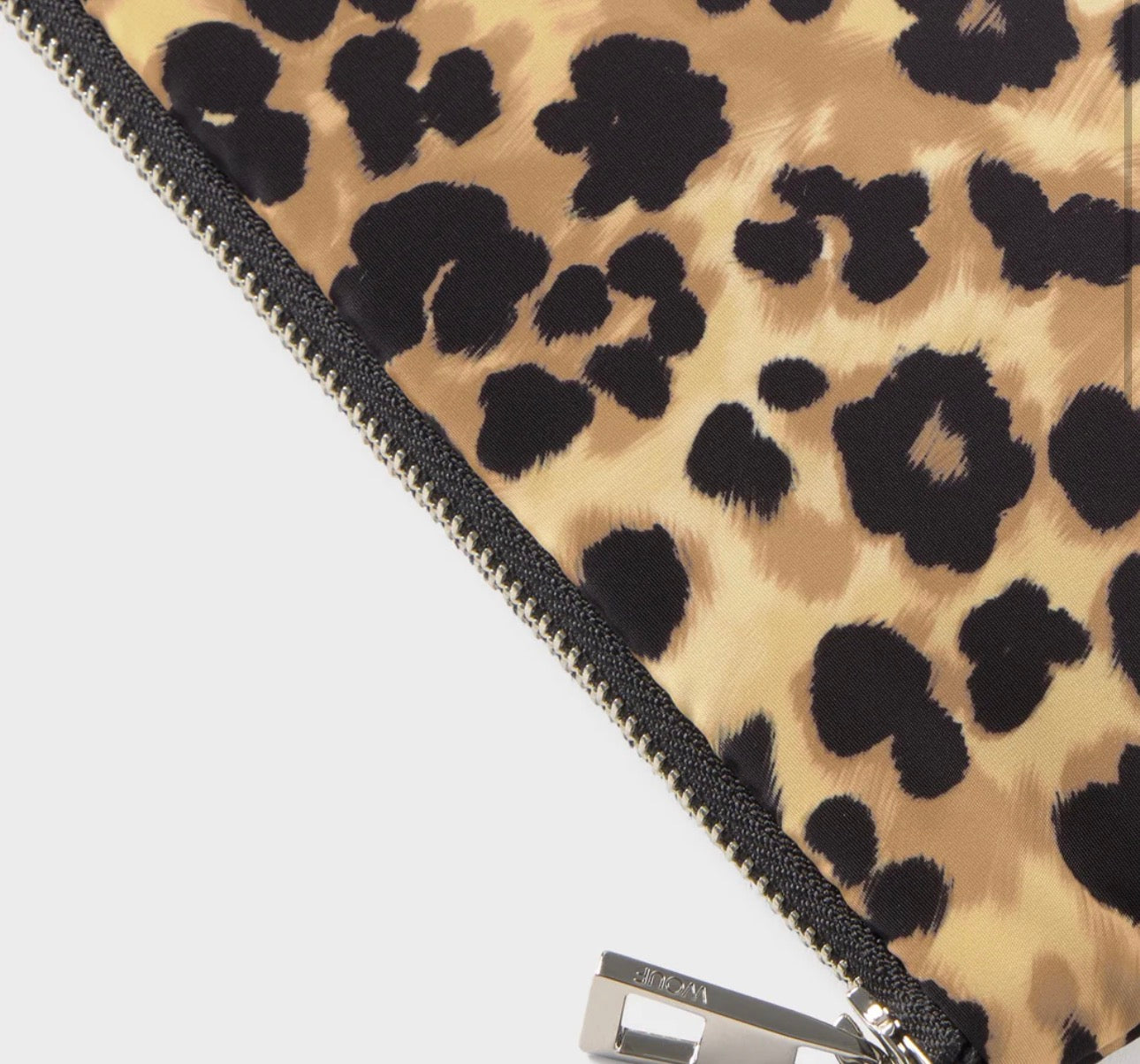 Feline Pouch