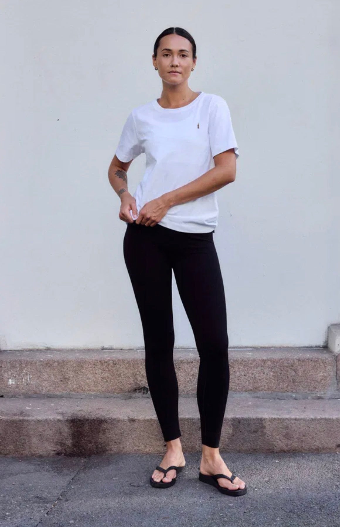 Luna Tee
