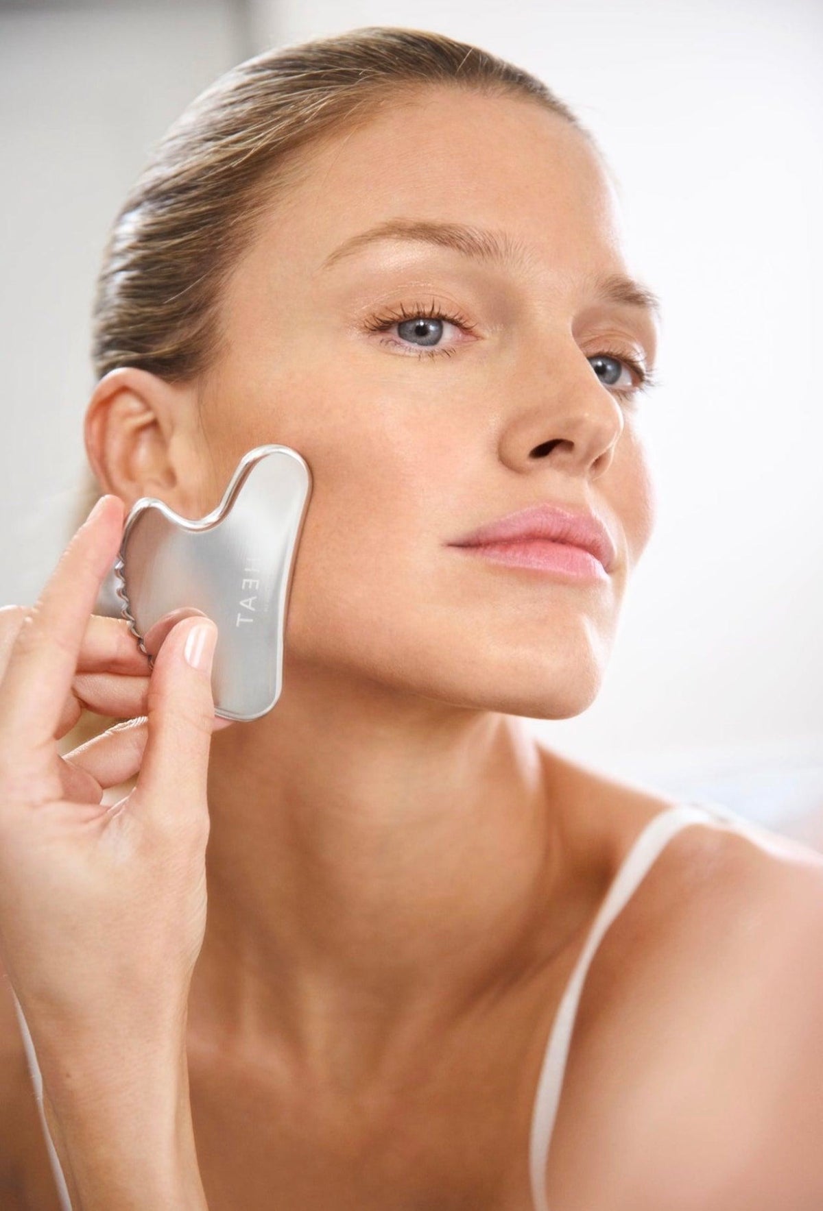 HEAT Facial Gua Sha